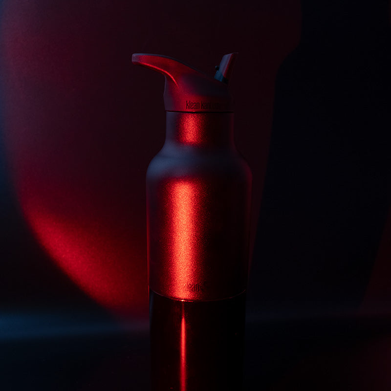 20oz-rise-classic-may-the-4th-y9 20oz_rise_classic_may_the_fourth_starwars_black_bottle_redglow_square.jpg