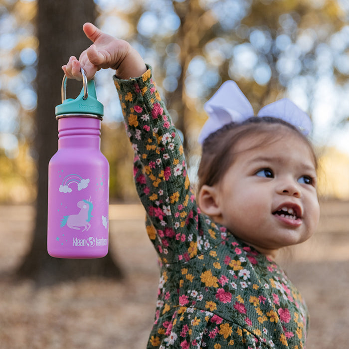 classic-kid-sippy-cap-f9 K12CNSIPPY-UN-kids_bottle_unicorn_lifestyle.jpg