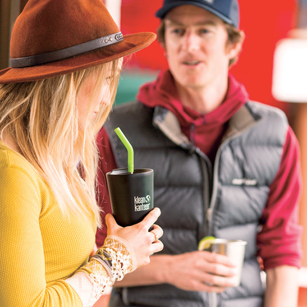 tumbler-straw-lid-with-straw-t7 K16VSSC-SB-guy-girl_style_9a499e23-5b7a-4a0d-b42e-d1b4b02627b2.jpg