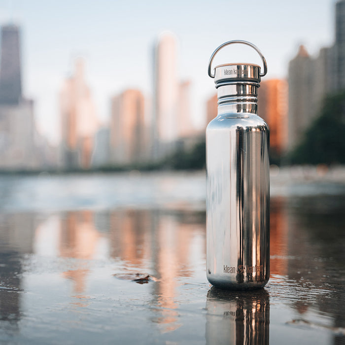 27oz-reflect-with-bamboo-cap-t3 K27SSLRF-MS-BAMBOO_reflecttion_bottle_lifestyle.jpg