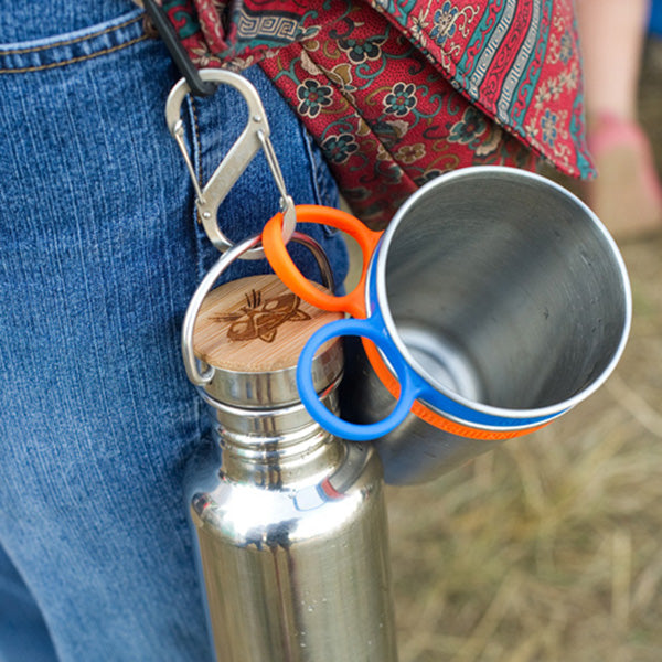 steel-s-biner-3-d2 carabiner_steel_clip_bottle_lifestyle_f9a2dad1-cd06-4894-b3ff-13476b2b5a87.jpg