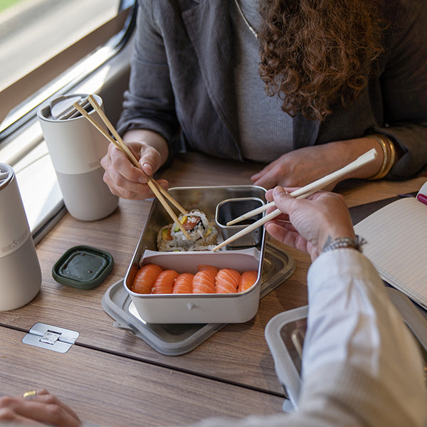55oz-rise-food-box-big-meal-c2 rise_food_lunch_box_big_meal_tofu_sushi_share_square.jpg