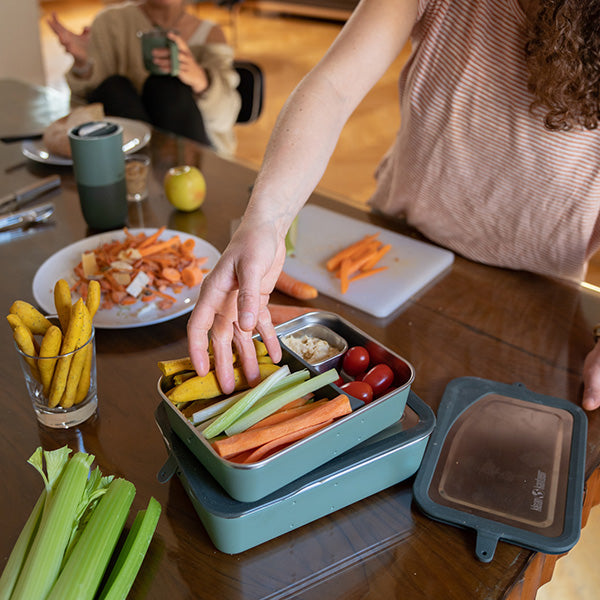 55oz-rise-food-box-big-meal-c2 rise_food_lunch_box_big_meal_veggie_dividers_square.jpg