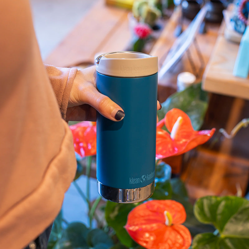 12oz-tkwide-with-cafe-cap-m0 tkwide_12oz_cafe_corsair_closeup_flowers_square.jpg